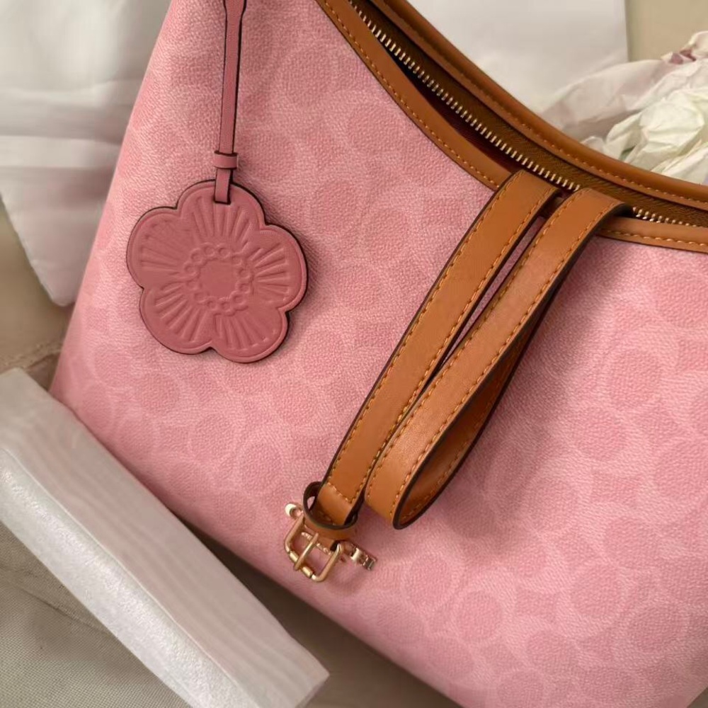 Coach  Laurel 31 Totes Shoulder Bags - Picture 2 of 6